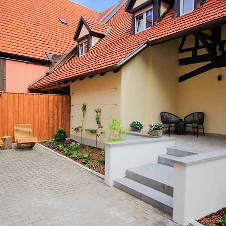 Gasthof Pension Zum Goldenen Hirschen Burgbernheim Εξωτερικό φωτογραφία