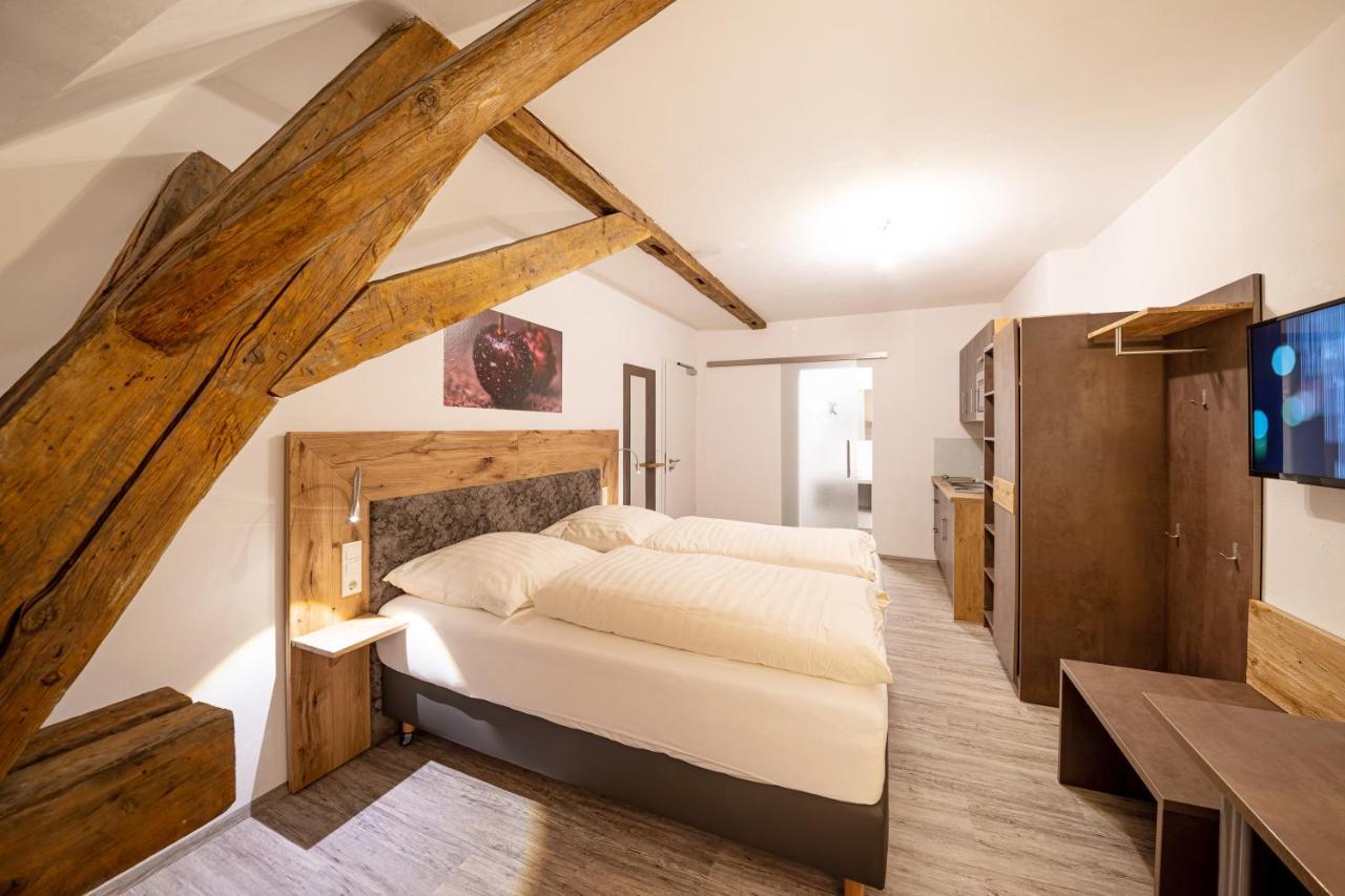 Gasthof Pension Zum Goldenen Hirschen Burgbernheim Εξωτερικό φωτογραφία