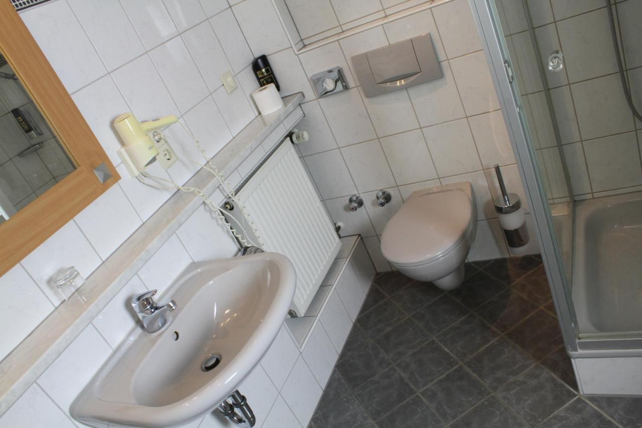 Gasthof Pension Zum Goldenen Hirschen Burgbernheim Εξωτερικό φωτογραφία