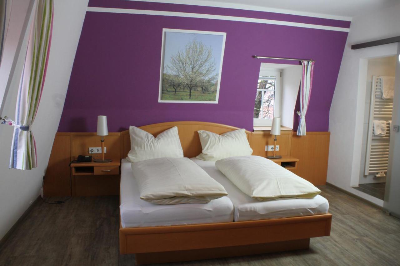 Gasthof Pension Zum Goldenen Hirschen Burgbernheim Εξωτερικό φωτογραφία