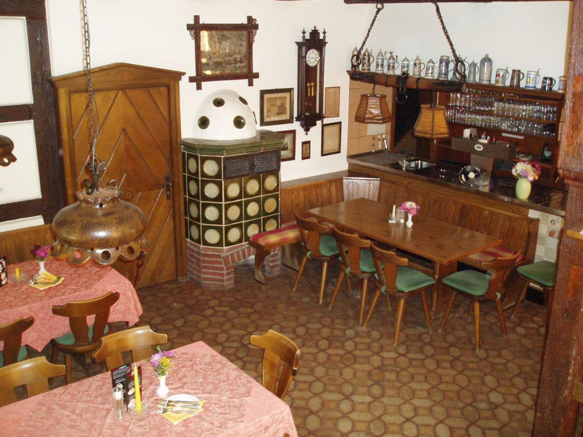 Gasthof Pension Zum Goldenen Hirschen Burgbernheim Εξωτερικό φωτογραφία